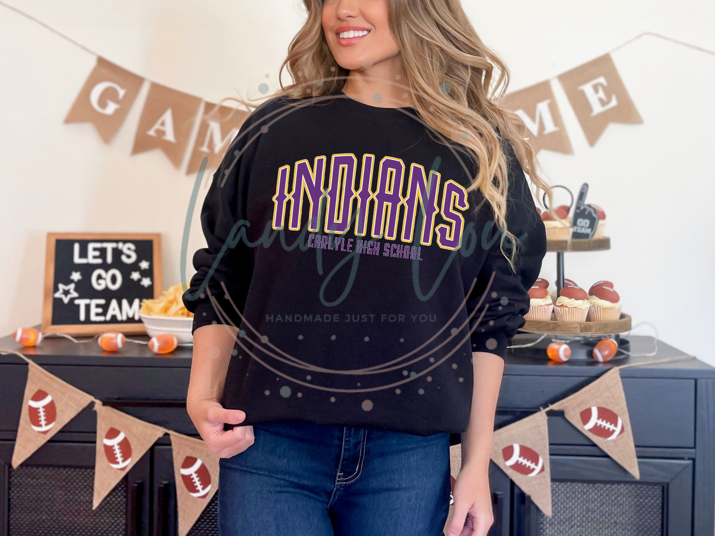 Indians Gothic Text Crewneck/T-shirt